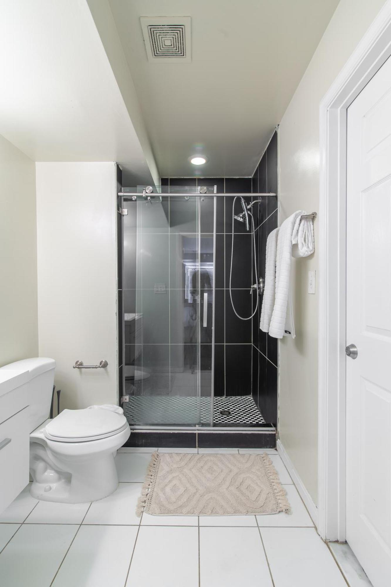 Luxury & Neat Private Room In Dc Washington Buitenkant foto